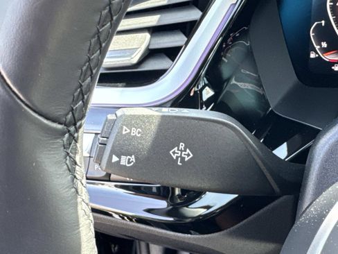 Certified 2024 BMW Z4 sDrive30i w/ Shadowloine Package image 23