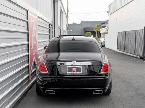 Used 2017 Rolls-Royce Ghost image 80