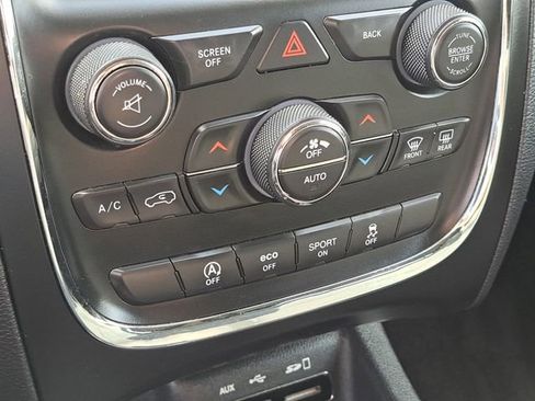 Used 2017 Dodge Durango SXT w/ 3rd Row Seating Group image 24