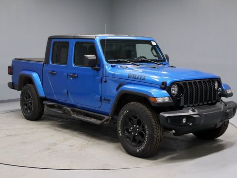 Used 2022 Jeep Gladiator Willys image 1