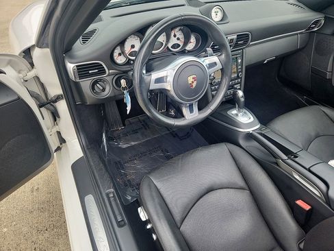 Used 2012 Porsche 911 Carrera 4S image 4