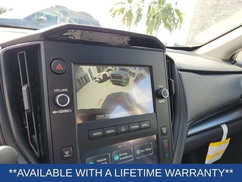 Used 2025 Subaru Impreza 2.0i image 5