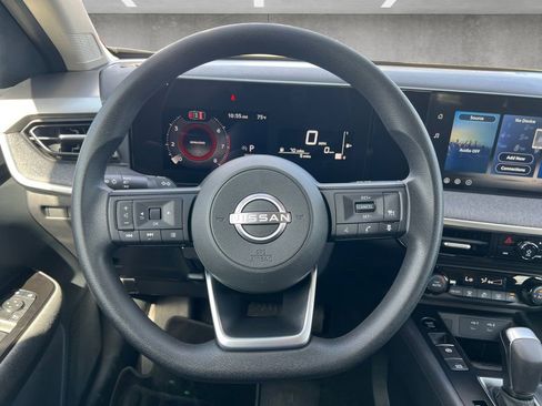 New 2026 Nissan Kicks SV image 21