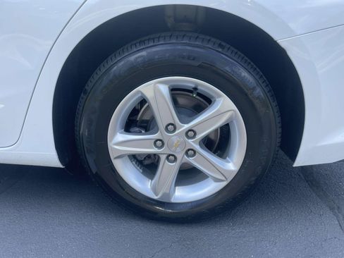 Used 2021 Chevrolet Malibu LS w/ LPO, Convenience Package 1 FWD image 7