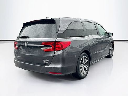 Certified 2024 Honda Odyssey Touring image 9