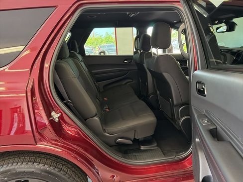 Used 2025 Dodge Durango R/T w/ Blacktop Package AWD/4WD image 28