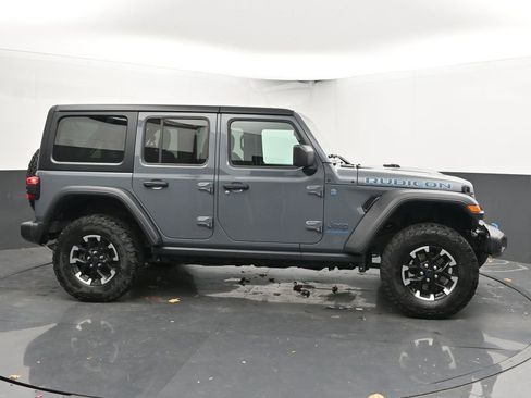 Used 2024 Jeep Wrangler Unlimited Rubicon 4xe image 12