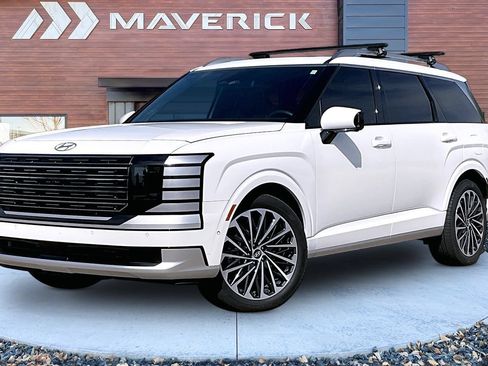 Used 2026 Hyundai Palisade Calligraphy AWD/4WD image 3