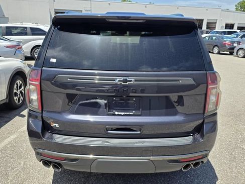 Used 2022 Chevrolet Tahoe Z71 w/ Z71 Off-Road Package AWD/4WD image 3