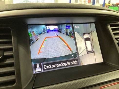 Used 2019 Nissan Pathfinder SL image 13