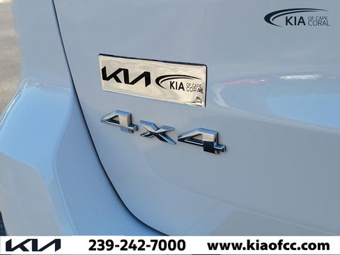 Used 2019 Jeep Grand Cherokee Overland AWD/4WD image 12
