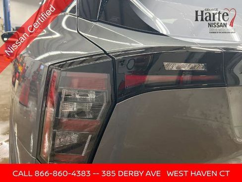 Certified 2025 Nissan Kicks SR image 16