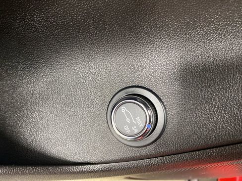 Used 2024 Chevrolet Blazer LT w/ Convenience Package image 28