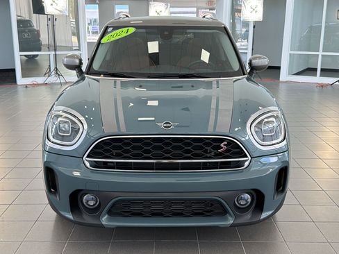 Used 2024 MINI Cooper Countryman S w/ Signature Upholstery Package FWD image 6