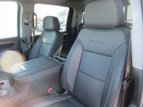 New 2026 GMC Sierra 2500 Denali w/ Denali Reserve Package AWD/4WD image 19