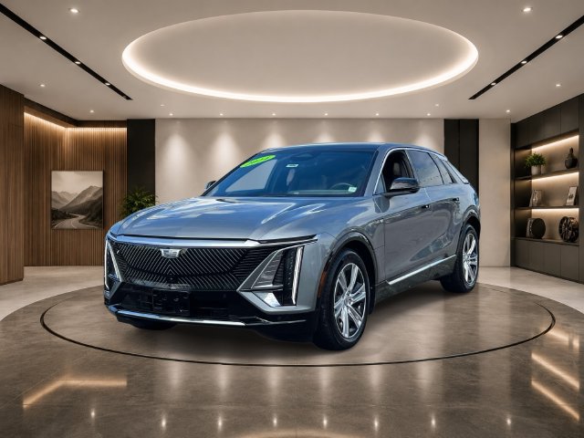 Used 2024 Cadillac Lyriq Tech w/ Driver Assist Package AWD/4WD image 4