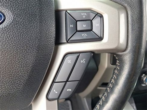 Used 2019 Ford F150 Lariat image 21