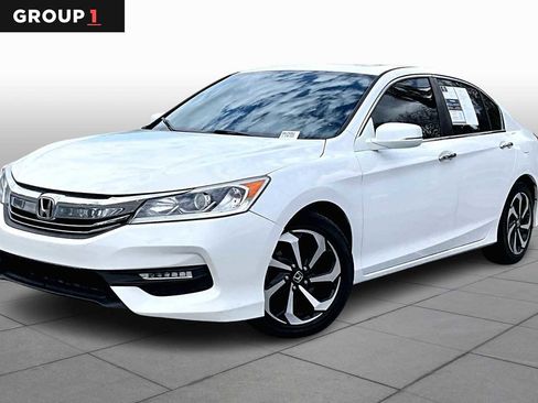 Used 2016 Honda Accord EX image 1