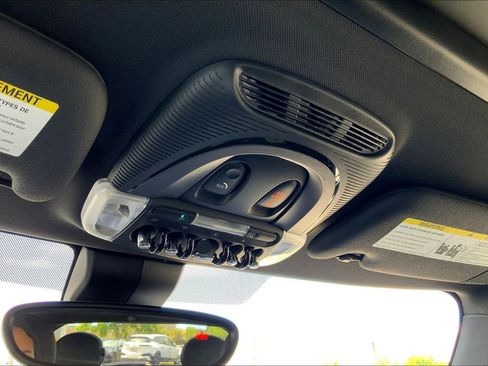 Certified 2024 MINI Cooper SE image 34