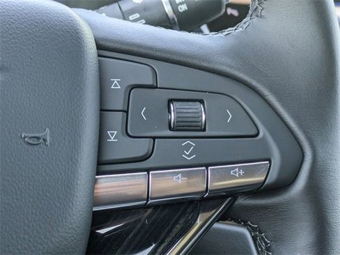 New 2025 Cadillac XT6 Premium Luxury image 12