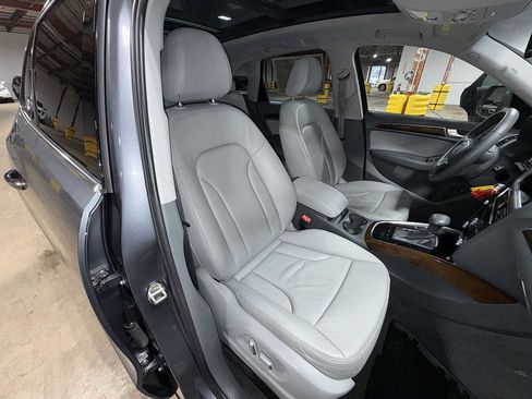 Used 2015 Audi Q5 2.0T Premium image 16