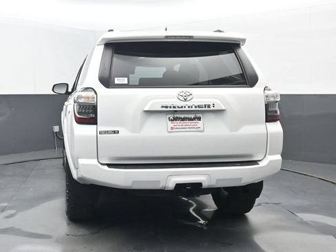 Used 2024 Toyota 4Runner SR5 Premium w/ Moonroof Package AWD/4WD image 20