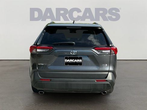 Used 2025 Toyota RAV4 XLE AWD/4WD image 6
