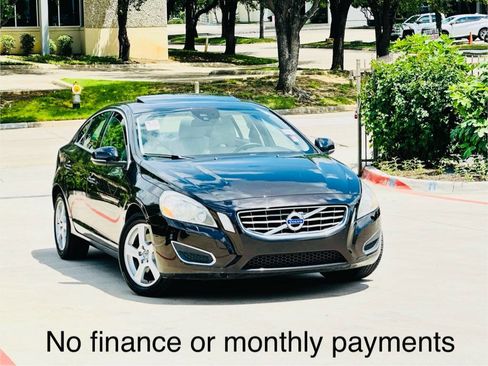 Used 2013 Volvo S60 T5 image 1