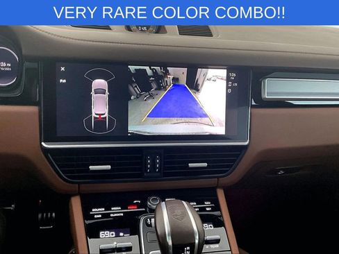 Used 2022 Porsche Cayenne Turbo S image 31