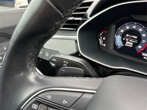 Used 2024 Audi Q3 2.0T Premium Plus image 24