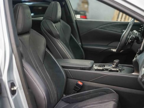 Used 2023 Lexus RX 500h F Sport image 18