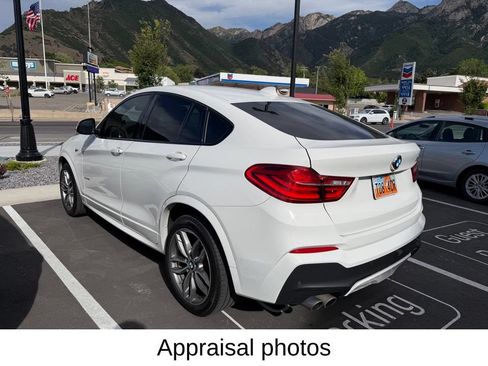 Used 2018 BMW X4 xDrive28i AWD/4WD image 7