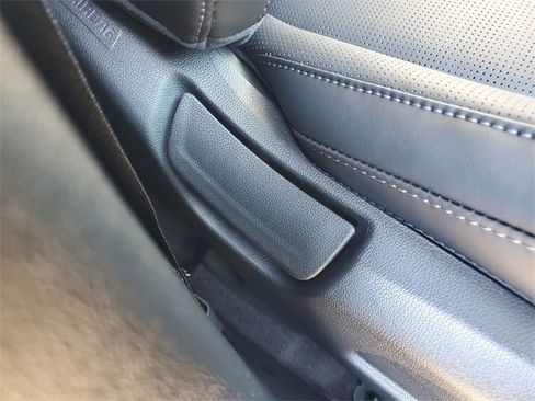 New 2026 Kia Sorento S w/ S Panoramic Sunroof Package image 9