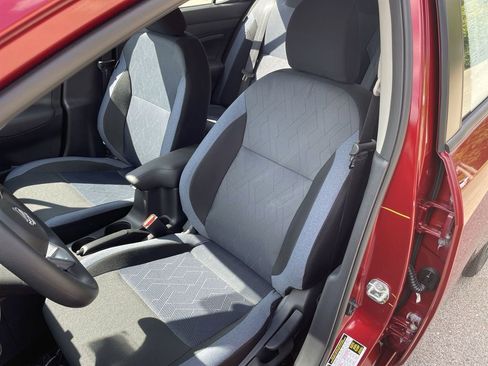 Certified 2025 Nissan Versa SV w/ Trunk Package image 19