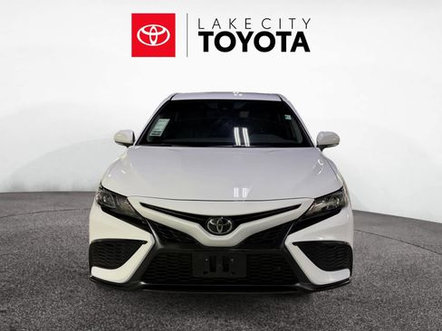Used 2023 Toyota Camry SE image 8