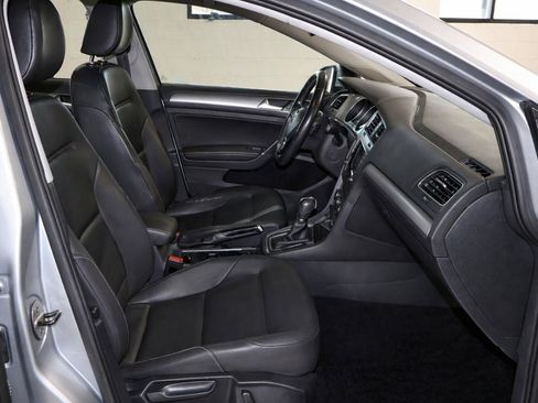 Used 2015 Volkswagen Golf TDI SEL FWD image 17