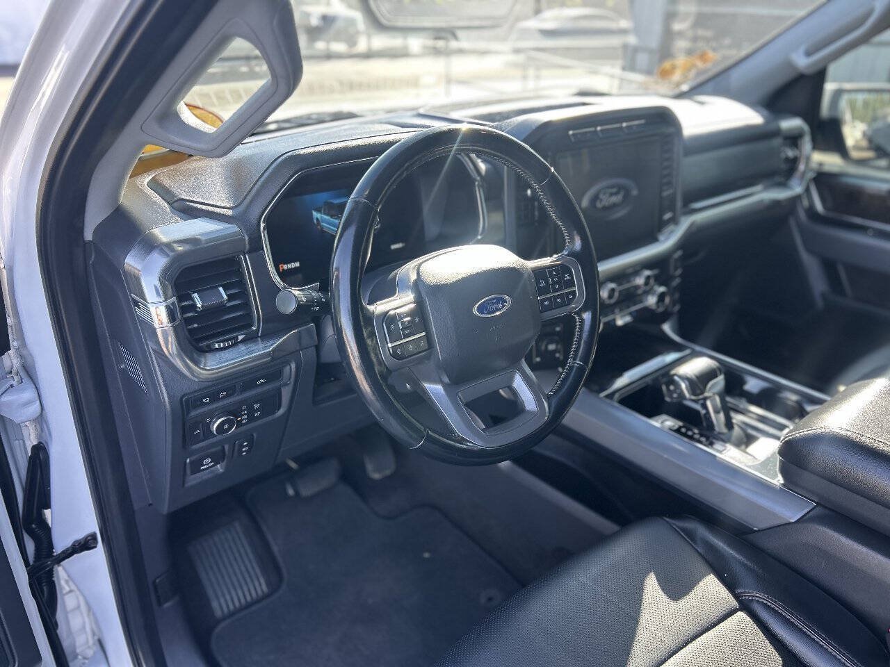 Used 2021 Ford F150 Lariat AWD/4WD image 12