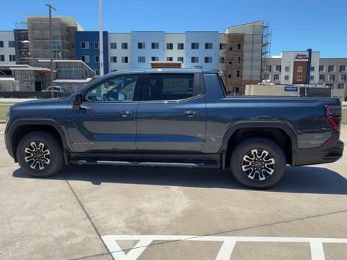 New 2026 GMC Sierra EV Elevation image 5