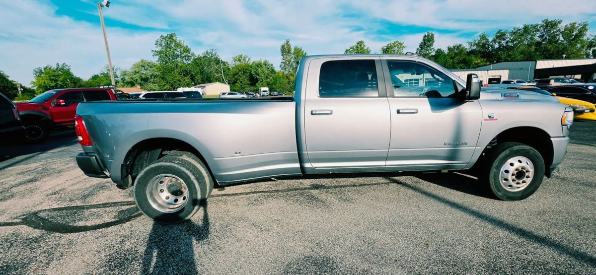Used 2023 RAM 3500 Big Horn w/ Level 1 Equipment Group AWD/4WD image 7