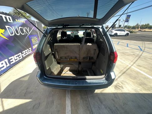 Used 2005 Toyota Sienna LE w/ LE Pkg 3 FWD image 57