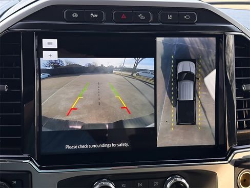 Used 2022 Ford F250 Lariat w/ Tremor Off-Road Package image 16