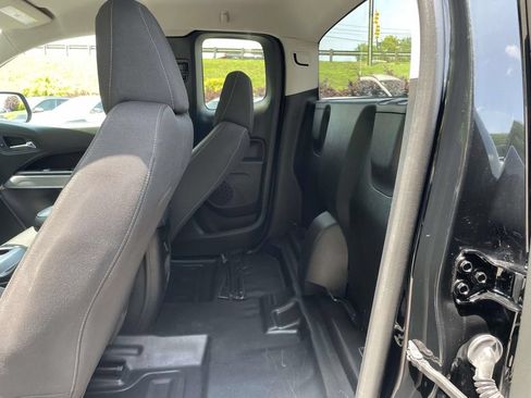 Used 2021 Chevrolet Colorado LT w/ Fleet Safety Package RWD image 10