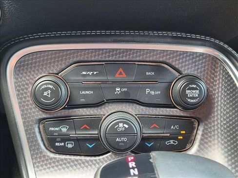 Used 2015 Dodge Challenger SRT Hellcat RWD image 12