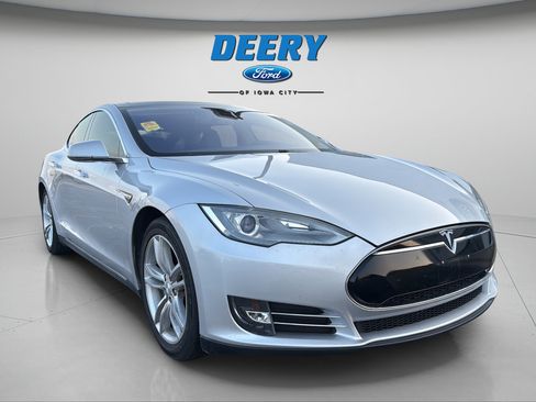 Used 2013 Tesla Model S RWD image 3
