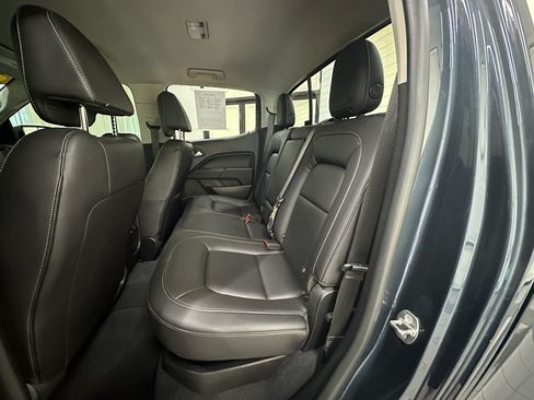Used 2019 Chevrolet Colorado ZR2 AWD/4WD image 19