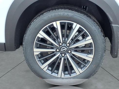 New 2026 Nissan Pathfinder Platinum w/ Cargo Package image 4