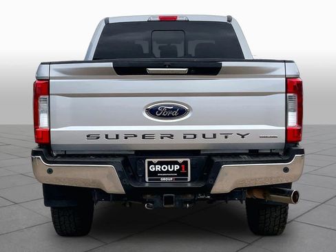 Used 2017 Ford F250 Lariat w/ Chrome Package AWD/4WD image 4