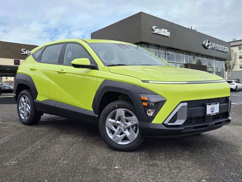 New 2026 Hyundai Kona SE image 1