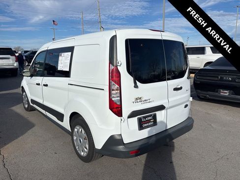 Used 2015 Ford Transit Connect XLT image 3