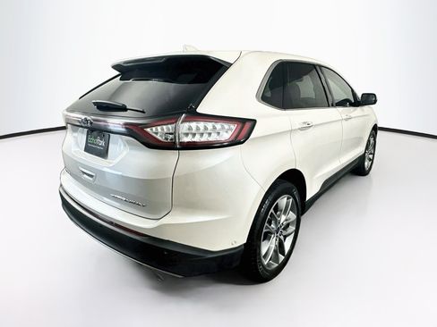 Used 2017 Ford Edge Titanium w/ Equipment Group 302A FWD image 9